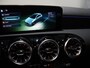 Mercedes-Benz A-klasse 180 Business Solution AMG | Panoramaschuifdak | Premium Plus | 19”AMG-velgen | Head-up display | Dodehoekassistent |