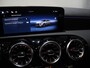 Mercedes-Benz A-klasse 180 Business Solution AMG | Panoramaschuifdak | Premium Plus | 19”AMG-velgen | Head-up display | Dodehoekassistent |