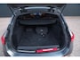 Mercedes-Benz C-klasse 300 e AMG Line PANORAMADAK DIGITAL LIGHT CRUISE CAMERA TREKHAAK