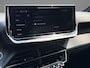 Peugeot e-208 EV GT Avantage 51 kWh 156pk | DEMO | 433km WLTP Actieradius | Navigatie | Camera v+a | Cruise control | Leder/Alcantara | Stoel elektrisch+verwarmd+massage | Full Led koplampen | Parkeersensoren v+a | Dodehoeksensor | Draadloze Apple Carplay / Android Auto | Keyless | Draadloze telefoonlader | Donker getint glas | 17" lichtmetalen velgen |