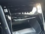 Peugeot e-208 EV GT Avantage 51 kWh 156pk | DEMO | 433km WLTP Actieradius | Navigatie | Camera v+a | Cruise control | Leder/Alcantara | Stoel elektrisch+verwarmd+massage | Full Led koplampen | Parkeersensoren v+a | Dodehoeksensor | Draadloze Apple Carplay / Android Auto | Keyless | Draadloze telefoonlader | Donker getint glas | 17" lichtmetalen velgen |