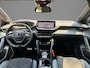 Peugeot e-208 EV GT Avantage 51 kWh 156pk | DEMO | 433km WLTP Actieradius | Navigatie | Camera v+a | Cruise control | Leder/Alcantara | Stoel elektrisch+verwarmd+massage | Full Led koplampen | Parkeersensoren v+a | Dodehoeksensor | Draadloze Apple Carplay / Android Auto | Keyless | Draadloze telefoonlader | Donker getint glas | 17" lichtmetalen velgen |