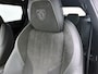 Peugeot e-308 SW GT 54 kWh 156pk | DEMO | 444km WLTP Actieradius | Navigatie | 360° Camera | Handsfree Achterklep | Keyless | Stoel- en stuurverwarming | Matrix LED koplampen | Adaptieve Cruise Control | Sportstoel Leder/Alcantara elektrisch+massage | Climate Control | Parkeersensoren v+a | Dodehoeksensor | Draadloze Apple CarPlay / Android Auto + telefoonlader | Donker getint glas | 18" lichtmetalen velgen |