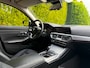BMW 3-Serie Touring 318d | High Executive | Carplay | Dealer ond. | Leder | 360 camera | Clima