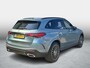 Mercedes-Benz GLC 300e 4MATIC Sport Edition | Amg Line | Nappa Leder Bruin | Premium Pakket | Night Pakket | Winter Pakket | Trekhaak | Panoramadak | Burmester 3D Surround | 360° Camera | Augmented Reality voor Navigatie | DISTRONIC Afstandsassistent | Dodehoekassistent | Verkeersbordenassistent | DIGITAL LIGHT | Elektrisch Verstelbare Stoelen + Memory | Stoelverwarming | Stuurverwarming | Sfeerverlichting | Apple CarPlay | Android Auto | Sierdelen Openporig Hout Aluminiumlines | Elektrische Achterklep | Elektrisch Inklapbare Buitenspiegels | Parkeersensoren