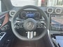 Mercedes-Benz GLC 300e 4MATIC Sport Edition | Amg Line | Nappa Leder Bruin | Premium Pakket | Night Pakket | Winter Pakket | Trekhaak | Panoramadak | Burmester 3D Surround | 360° Camera | Augmented Reality voor Navigatie | DISTRONIC Afstandsassistent | Dodehoekassistent | Verkeersbordenassistent | DIGITAL LIGHT | Elektrisch Verstelbare Stoelen + Memory | Stoelverwarming | Stuurverwarming | Sfeerverlichting | Apple CarPlay | Android Auto | Sierdelen Openporig Hout Aluminiumlines | Elektrische Achterklep | Elektrisch Inklapbare Buitenspiegels | Parkeersensoren