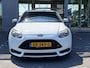 Ford Focus 2.0 250PK EcoBoost ST-3 | Recaro | Xenon | Camera | Sony | Uitlaat Kleppen systeem | 19-inch |