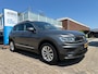 Volkswagen Tiguan 1.5 TSI ACT Comfortline Business Trekhaak (1800kg) LED Keyless CarPlay Nieuwe 4s banden