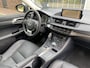 Lexus CT 200h Luxury Line Mark Levinson/Leder/Garantie.