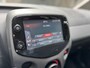 Toyota Aygo 1E EIGENAAR NL AUTO NAP APPLE/CARPLAY CAMERA LED BLUETOOTH AIRCO X-PLAY AUTOMAAT!!