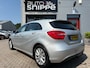 Mercedes-Benz A-klasse 180 Ambition -5DRS.-TREKHAAK-BI XENON-CRUISECONTROL-PDC V+A-HALF LEDER-ZWARTE HEMEL-ORIGINEEL NEDERLANDS!