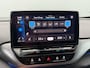 Volkswagen ID.4 First 77 kWh SOH 92,7% | Cruise Control Adaptief | Stuur/Stoelverwarming | Camera | Navigatie | Carplay&Android