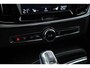 Volvo V90 2.0 T8 AWD R-Design | Pano | Elek. Trekhaak | Memory seats | SOH 77% | Pilot Assist | 20'' | Leder | 360cam