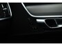 Volvo V90 2.0 T8 AWD R-Design | Pano | Elek. Trekhaak | Memory seats | SOH 77% | Pilot Assist | 20'' | Leder | 360cam