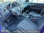 Nissan Qashqai 1.2 Connect Edition | Airco | Navigatie | Cruise | Panoramadak | Voor + Achter + 360° Camera | Unieke kleur!