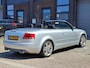 Audi A4 Cabriolet 2.4 V6 | S-Line | S4 Ombouw | Camera | Trekhaak |