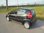 Peugeot 107 Peugeot 107 1.0 benzine 5 deurs airco 105.000km