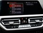 BMW 3-Serie Touring 320i Business Edition 1e-Eig. & Dealer-Onderh. BOVAG-Garantie. NL-Auto.