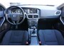 Volvo V40 1.6 T2 Kinetic Xenon | Stoelverwarming | Business Pack Connect | Parkeer camera | DEALER ONDERHOUDEN