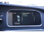 Volvo V40 1.6 T2 Kinetic Xenon | Stoelverwarming | Business Pack Connect | Parkeer camera | DEALER ONDERHOUDEN