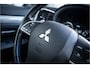 Mitsubishi Outlander 2.0 PHEV instyle ** Schuifdak ** Side-bars ** Trekhaak ** Chroom spiegels ** Rockford Fosgate Audio ** NAP!!