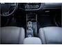 Mitsubishi Outlander 2.0 PHEV instyle ** Schuifdak ** Side-bars ** Trekhaak ** Chroom spiegels ** Rockford Fosgate Audio ** NAP!!