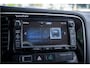 Mitsubishi Outlander 2.0 PHEV instyle ** Schuifdak ** Side-bars ** Trekhaak ** Chroom spiegels ** Rockford Fosgate Audio ** NAP!!