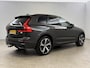 Volvo XC60 2.0 T6 Plug-in hybrid AWD Ultimate Dark R-Design | Virtual | H\K | Camera | HuD | Trekhaak | Memory | Carplay | Stoel/Stuurverw. | NAP