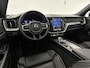 Volvo XC60 2.0 T6 Plug-in hybrid AWD Ultimate Dark R-Design | Virtual | H\K | Camera | HuD | Trekhaak | Memory | Carplay | Stoel/Stuurverw. | NAP