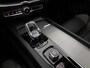 Volvo XC60 2.0 T6 Plug-in hybrid AWD Ultimate Dark R-Design | Virtual | H\K | Camera | HuD | Trekhaak | Memory | Carplay | Stoel/Stuurverw. | NAP