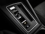 Volkswagen Golf 1.5 eHybrid Life Edition 204 pk Automaat (DSG) | Verlengde garantie | Navigatie | Parkeersensoren (Park assist) | Achteruitrijcamera | Autom. airco (3 zones) |