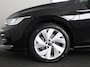 Volkswagen Golf 1.5 eHybrid Life Edition 204 pk Automaat (DSG) | Verlengde garantie | Navigatie | Parkeersensoren (Park assist) | Achteruitrijcamera | Autom. airco (3 zones) |