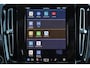 Volvo XC40 B3 Core - IntelliSafe Assist & Surround - 360º Camera - Verwarmde voorstoelen & stuur - Parkeersensoren voor & achter - Elektr. bedienb. voorstoelen met geheugen links - Draadloze tel. lader - Extra getint glas - 19' LMV