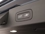 Volvo V60 T6 PLUG-IN HYBRID ULTRA DARK BOWERS&WILKINS MASSAGE 19INCH 360GR
