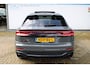 Audi RS Q8 4.0 TFSI Q8 quattro 600pk | Panorama dak | Keramische remschijven | Alcantara hemel | Luchtvering | Bang & Olufsen premium audio | Elektrisch wegklapbare trekhaak | Stoelverwarming/ventilatie | Stuurverwarming | Achterbank verwarmd | Elektrisch verstelbare stoelen met memory | Massage stoelen | Night Vision | 360* Camera | Alcantara stuur | Keyless entry/start | Soft close | Stuurverwarming |