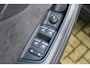Audi RS Q8 4.0 TFSI Q8 quattro 600pk | Panorama dak | Keramische remschijven | Alcantara hemel | Luchtvering | Bang & Olufsen premium audio | Elektrisch wegklapbare trekhaak | Stoelverwarming/ventilatie | Stuurverwarming | Achterbank verwarmd | Elektrisch verstelbare stoelen met memory | Massage stoelen | Night Vision | 360* Camera | Alcantara stuur | Keyless entry/start | Soft close | Stuurverwarming |
