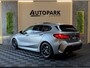 BMW 1-Serie 118i High Executive M-SPORT|PANO|HARMAN KARDON|KEYLESS|FABRIEKSGARANTIE|CARPLAY|CAMERA|AMBIENT|DEALER ONDERHOUDEN|VOL!