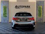 BMW 1-Serie 118i High Executive M-SPORT|PANO|HARMAN KARDON|KEYLESS|FABRIEKSGARANTIE|CARPLAY|CAMERA|AMBIENT|DEALER ONDERHOUDEN|VOL!