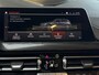 BMW 1-Serie 118i High Executive M-SPORT|PANO|HARMAN KARDON|KEYLESS|FABRIEKSGARANTIE|CARPLAY|CAMERA|AMBIENT|DEALER ONDERHOUDEN|VOL!