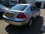 Ford Mondeo 2.0-16V Futura Automaat Airco