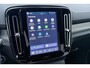 Volvo XC40 2.0 B3 Plus Dark | Camera | Memory | Stoel+Stuurverwarming | Keyless | Verwarmde Voorruit | Getint Glas