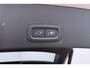 Volvo XC40 2.0 B3 Plus Dark | Camera | Memory | Stoel+Stuurverwarming | Keyless | Verwarmde Voorruit | Getint Glas