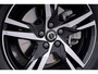 Volvo XC40 2.0 B3 Plus Dark | Camera | Memory | Stoel+Stuurverwarming | Keyless | Verwarmde Voorruit | Getint Glas