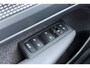 Volvo XC40 2.0 B3 Plus Dark | Camera | Memory | Stoel+Stuurverwarming | Keyless | Verwarmde Voorruit | Getint Glas