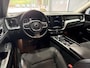 Volvo XC60 T8 Twin Engine Momentum | Panoramadak | Luchtvering | BLIS | Apple Carplay | Getint Glas