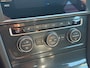 Volkswagen Golf 2.0 TDI Highline | ACC | PDC | Stoelver.