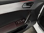SEAT Leon Sportstourer 1.5 eTSI FR Business Intense | Trekhaak | Navigatie | Adaptive Cruise Control | Apple CarPlay / Android Auto |