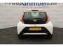 Toyota Aygo 1.0 VVT-i x-play nette 5-deurs met achteruitrijcamera met nieuwe APK bij aflevering