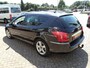 Peugeot 407 SW 2.0-16V ST Pack ZO INGERUILD GAAT ZO WEER WEG!