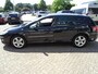 Peugeot 407 SW 2.0-16V ST Pack ZO INGERUILD GAAT ZO WEER WEG!